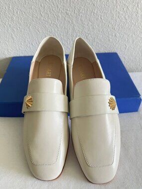 STUART WEITZMAN WYLIE Star Flat Shoe Cream Leather us 6. 5 NEW